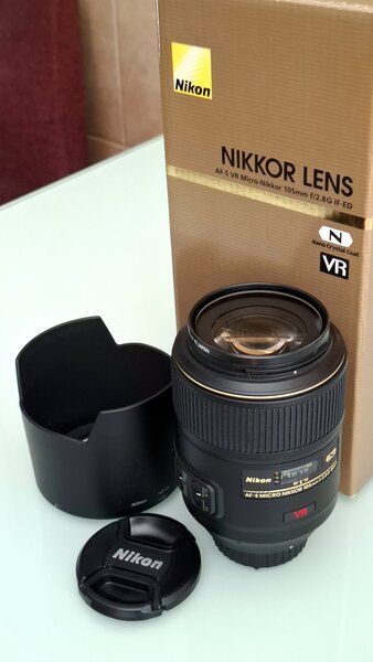 Obiectiv Nikon 105mm f/2.8G AF-S VR IF-ED Micro