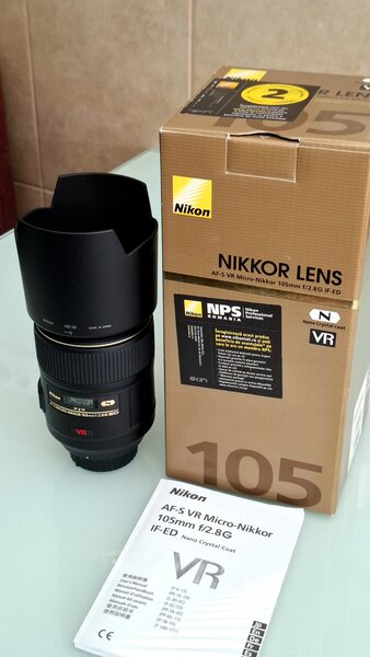 Obiectiv Nikon 105mm f/2.8G AF-S VR IF-ED Micro